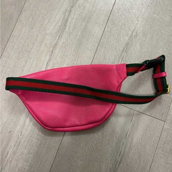 Gucci Pink Belt Bag - Picture 4 of 4